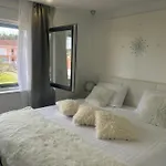 Sea View Luxury Penthouse With Sauna, Jacuzzi And Pool In Superior Appartement