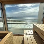 Appartement Sea View Luxury Penthouse With Sauna, Jacuzzi And Pool In Superior