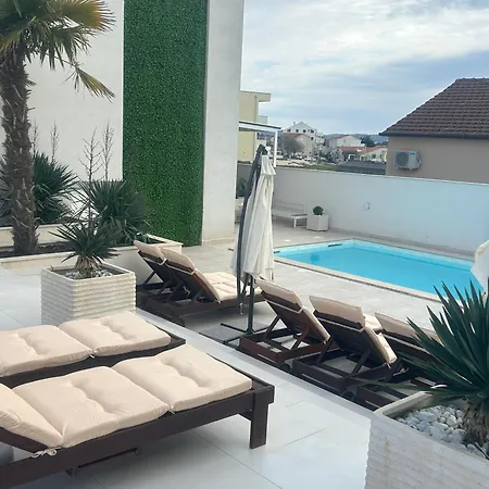 Apartment Sea View Luxury Penthouse With Sauna, Jacuzzi And Pool In Villa Zadar Superior Zadar
