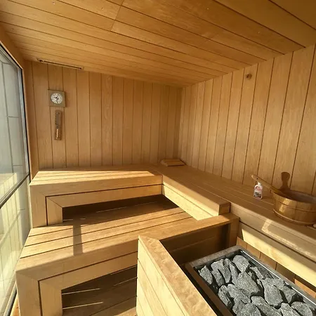 Sea View Luxury Penthouse With Sauna, Jacuzzi And Pool In Superior * Zára