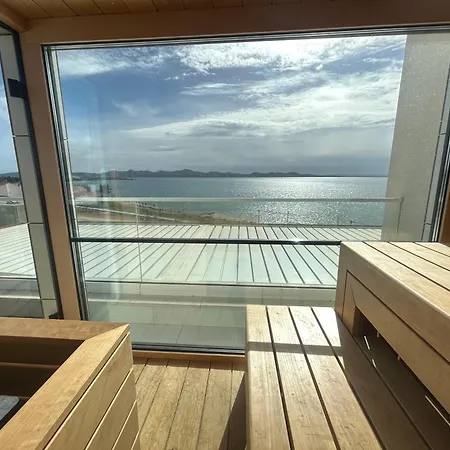 Apartment Sea View Luxury Penthouse With Sauna, Jacuzzi And Pool In Villa Zadar Superior