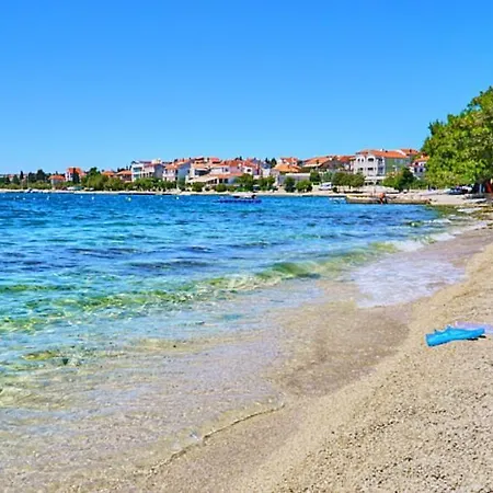 Sea View Luxury Penthouse With Sauna, Jacuzzi And Pool In Villa Zadar Superior