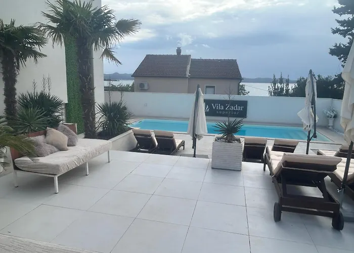 Sea View Luxury Penthouse With Sauna, Jacuzzi And Pool In Superior Apartament Zadar